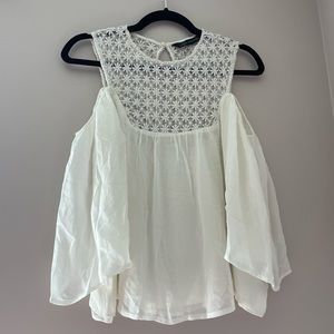 ZARA WOMAN | Ivory Crotchet Cold Shoulder Top | Size S